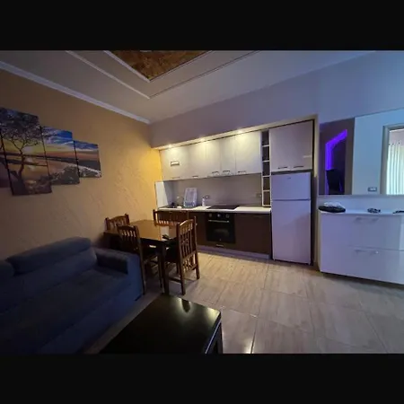 Luxurys Apartamento Vlorë